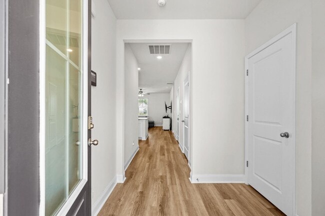 Building Photo - 4536 Lady Slipper Dr