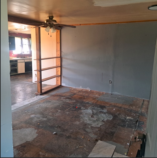 Building Photo - 2502 Lakeview Ave