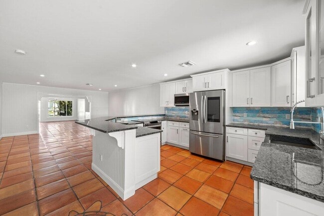Building Photo - 44 Aqua Ra Dr
