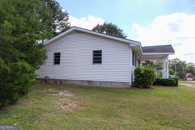 Building Photo - 1312 Cooper Rd