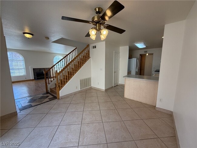 Building Photo - 9639 Silver City Dr