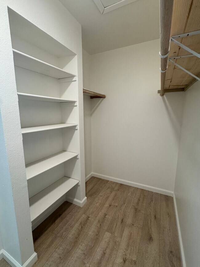 Building Photo - 1809 Prairie Knoll Ct