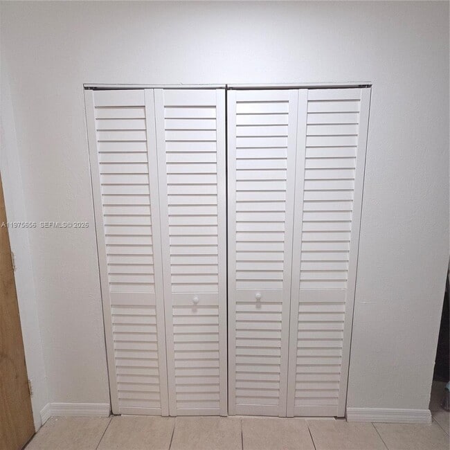 Building Photo - 1800 Sans Souci Blvd