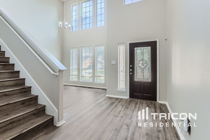 Building Photo - 3621 Spring Run Ln