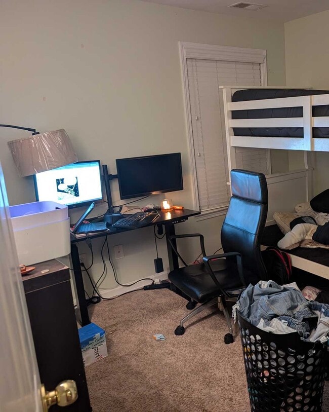 Building Photo - 101 Flatwood Trail