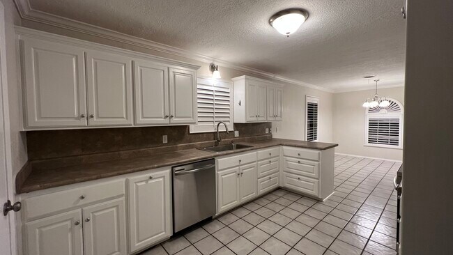 Building Photo - 6512 Garwood Rd