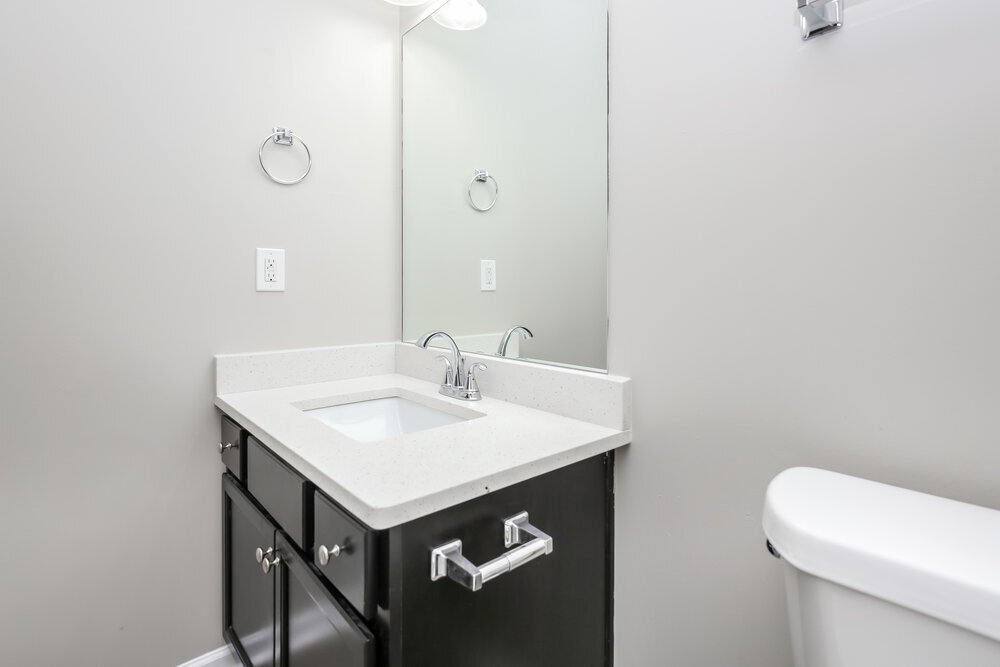 Building Photo - 392 Pinnacle Dr.