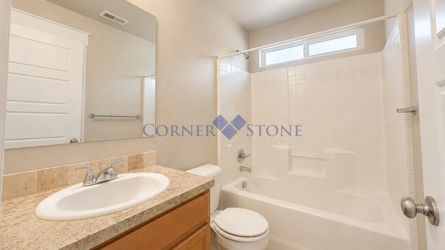 Building Photo - Immaculate Home in Pristine Meadows!