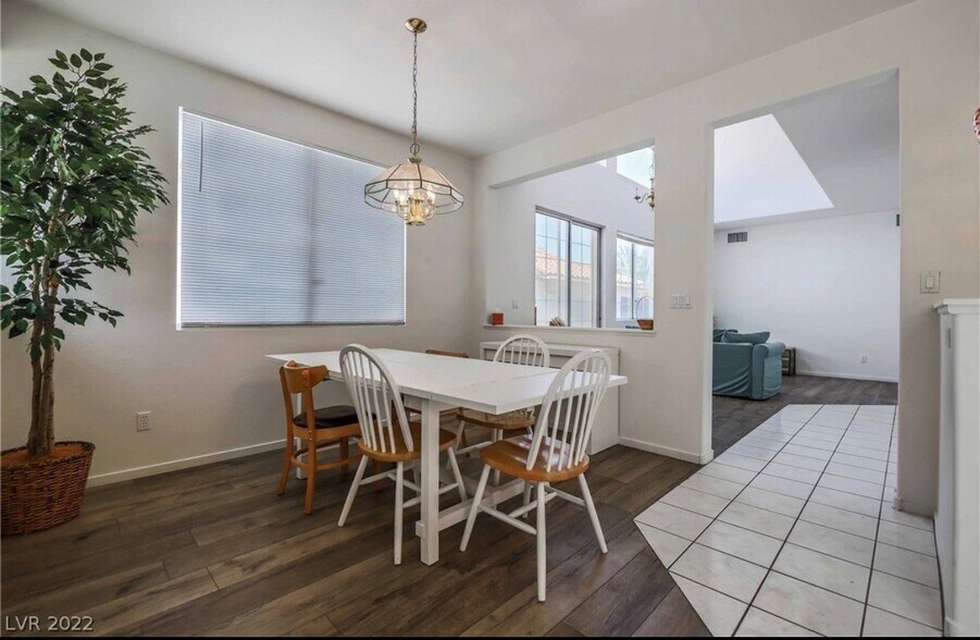 Building Photo - 1701 Park Mesa Ln