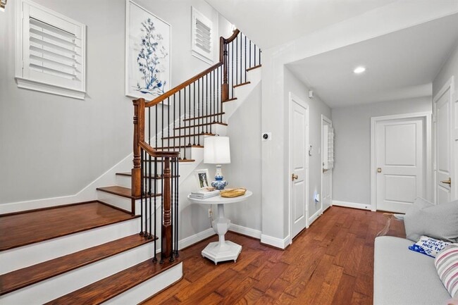 Building Photo - 11025 Upland Forest Dr