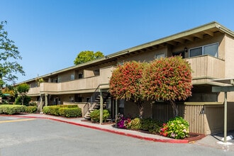 Building Photo - Oak Grove Apartments