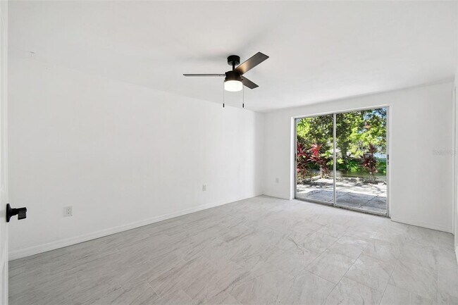 Building Photo - 3513 Landale Dr
