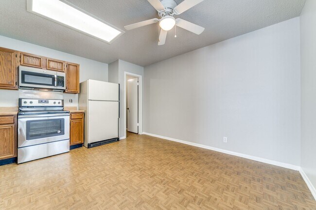 Building Photo - 3-BEDROOM IN HUNTERS CHASE, NORTHSIDE ISD