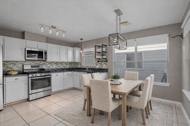 Building Photo - 1518 Weiland Manor Ln