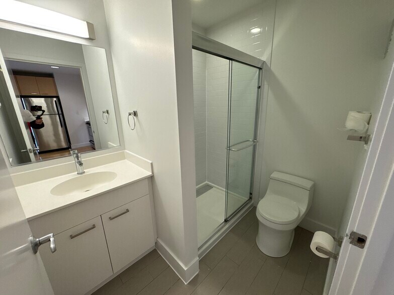 Building Photo - 1090 Boylston St