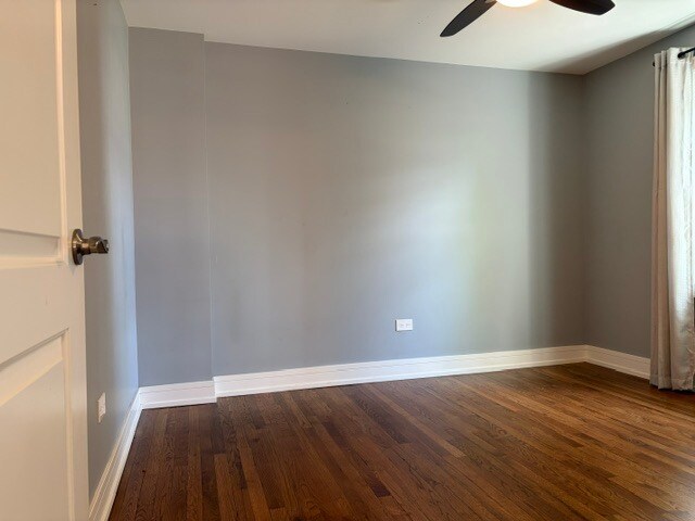 Building Photo - 5129 W 64th Pl
