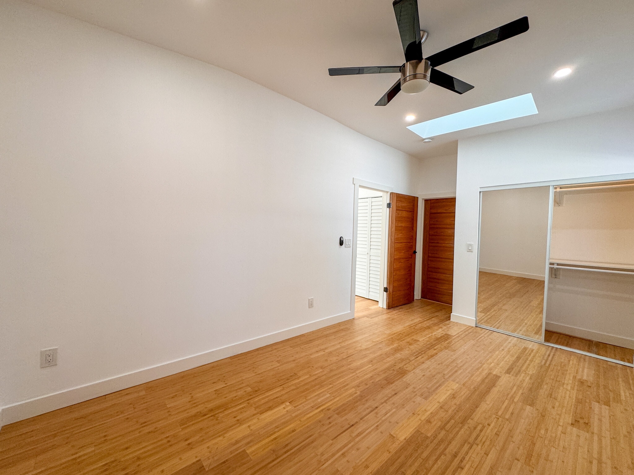 Building Photo - 3654 Harriman Ave