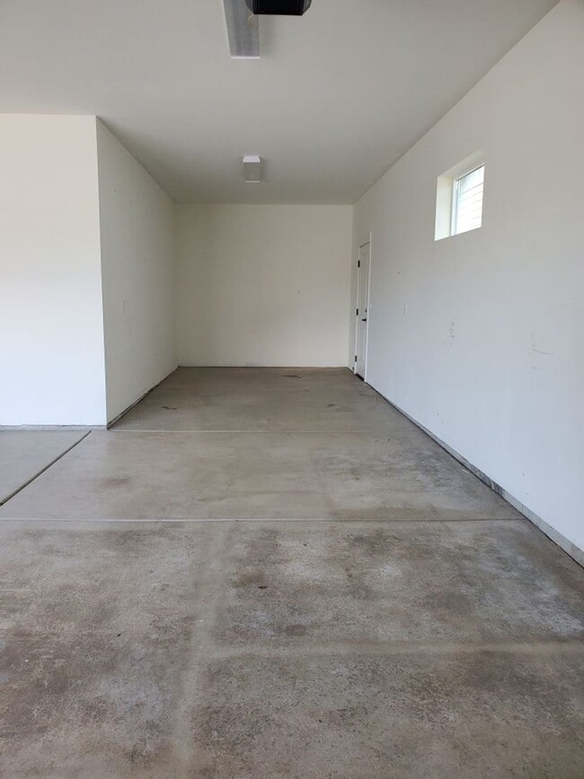 Building Photo - Newer Star Single Family Home!!!
