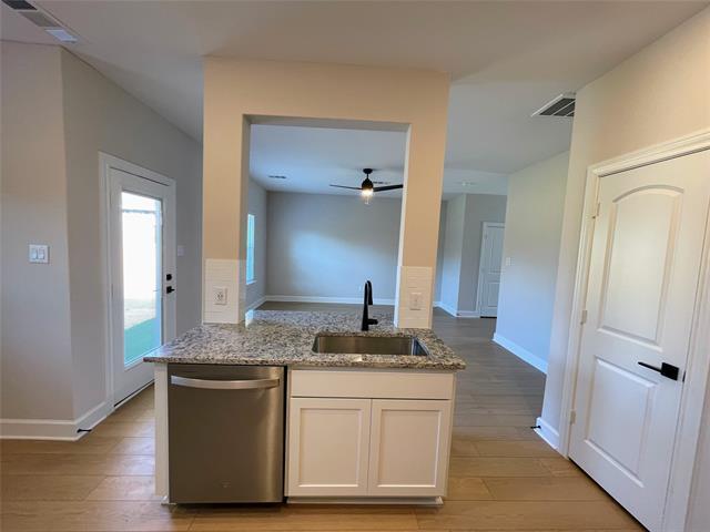 Building Photo - 1414 Windermere Wy