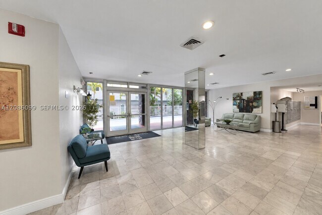 Building Photo - 3161 S Ocean Dr