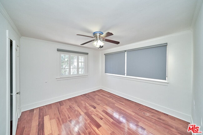 Building Photo - 757 S Norton Ave