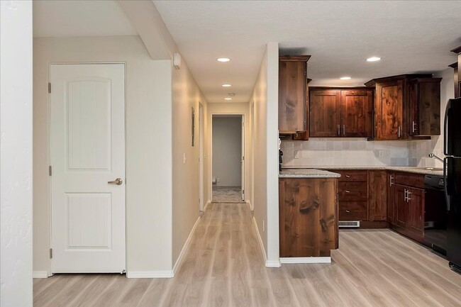 Building Photo - Newly Renovated North End Boise Apartments