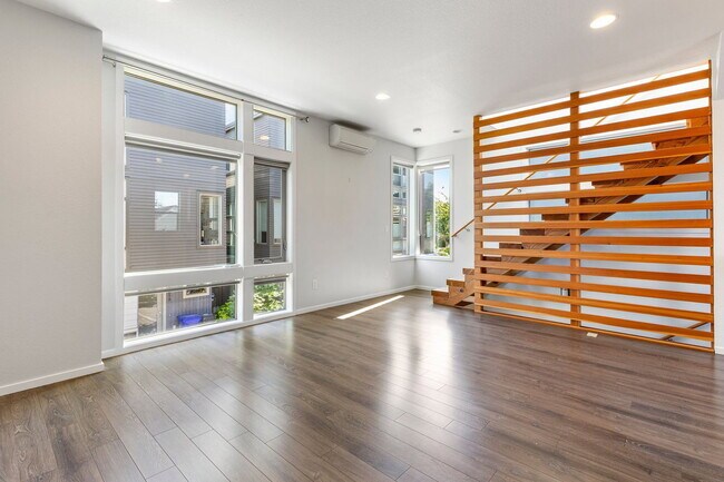 Building Photo - 1217 N Morgan St