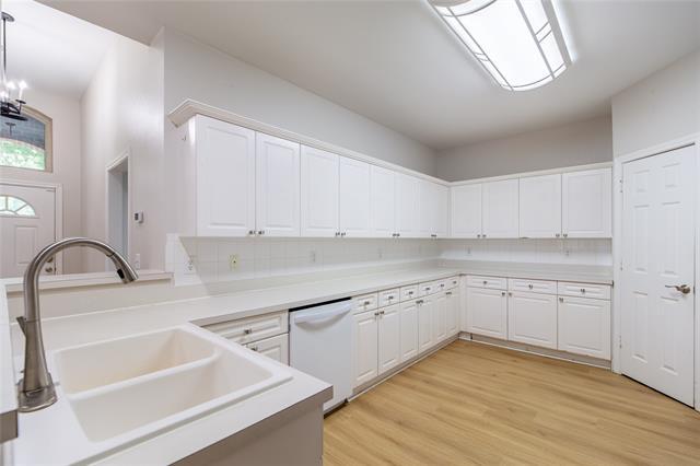 Building Photo - 1803 Fern Ct
