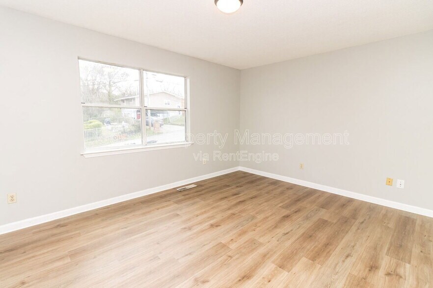 Building Photo - 7808 Holiday Hills Cir