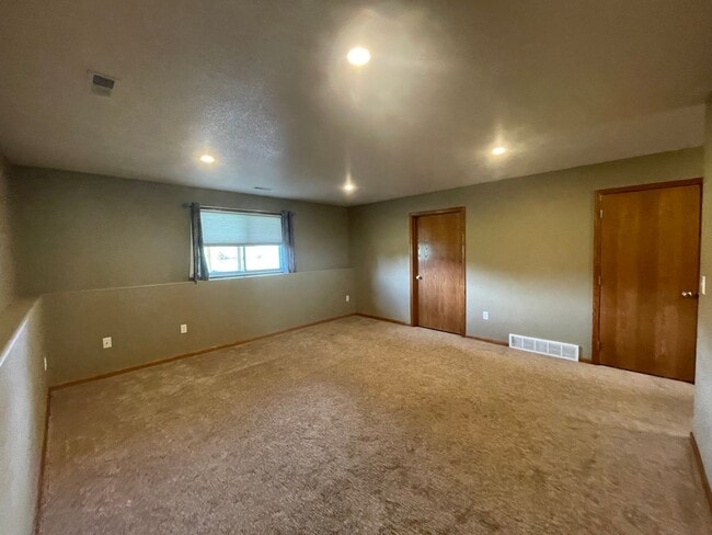 Building Photo - Live Large in This Amenity-Packed 4BR Home!