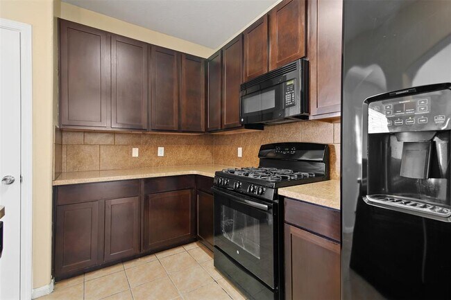 Building Photo - 4914 Landward Ln