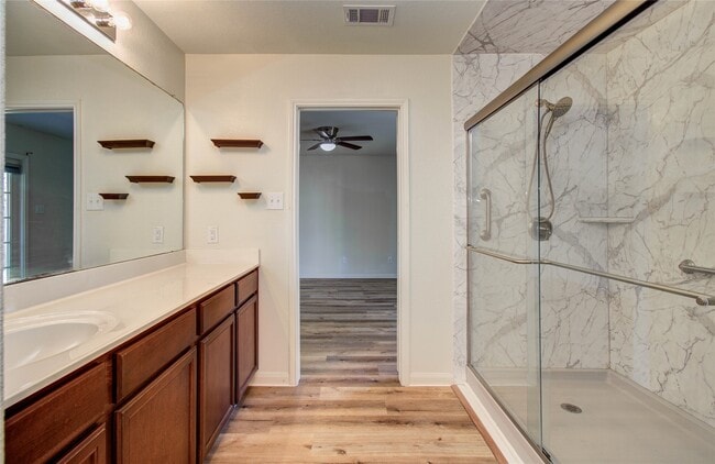 Building Photo - 1315 Diamond Drape Dr