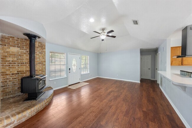 Building Photo - 11673 Robin Ln
