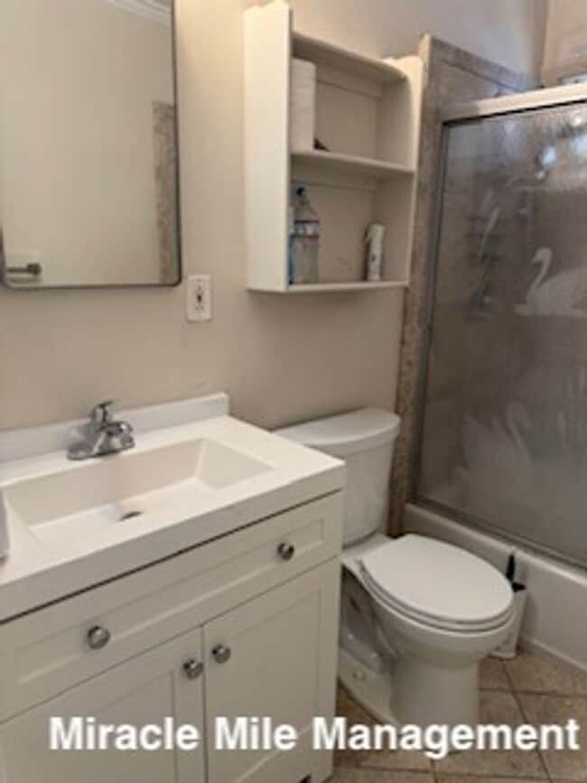 Building Photo - Charming Sun Valley Home with Wonderful Ou...