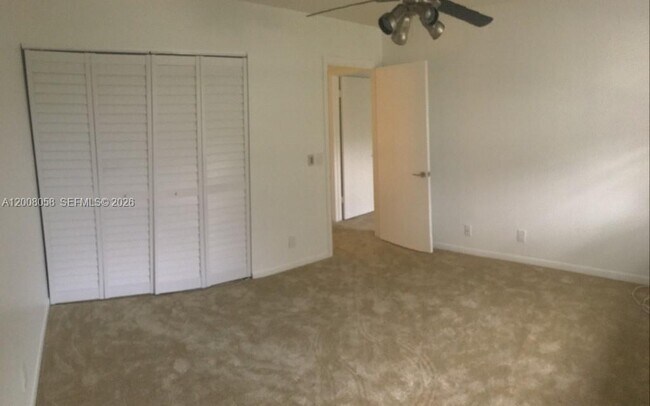 Building Photo - 40 Chestnut Cir