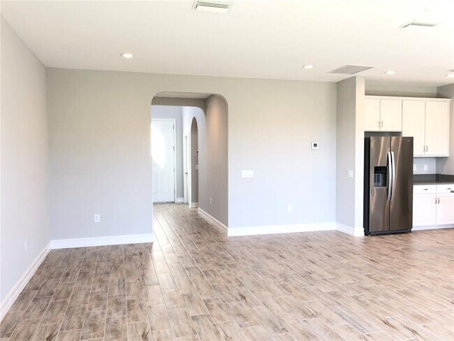 Building Photo - 28958 Trevi Pl