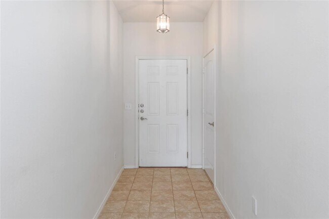 Building Photo - 10205 Gertrudis Lp