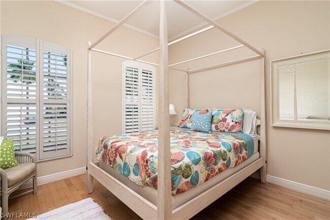 Building Photo - 1849 N Bahama Ave