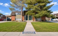Building Photo - 572 400 N