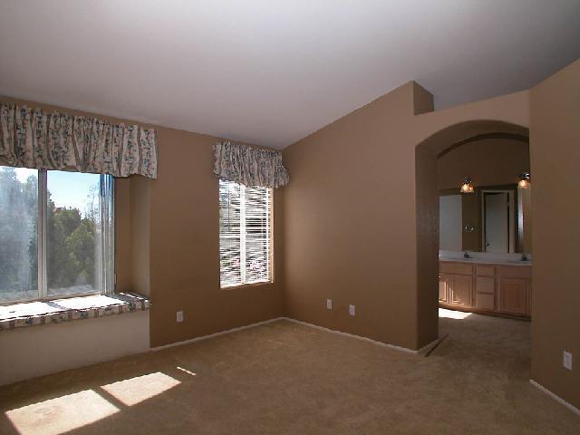 Building Photo - 401 Sanibelle Cir