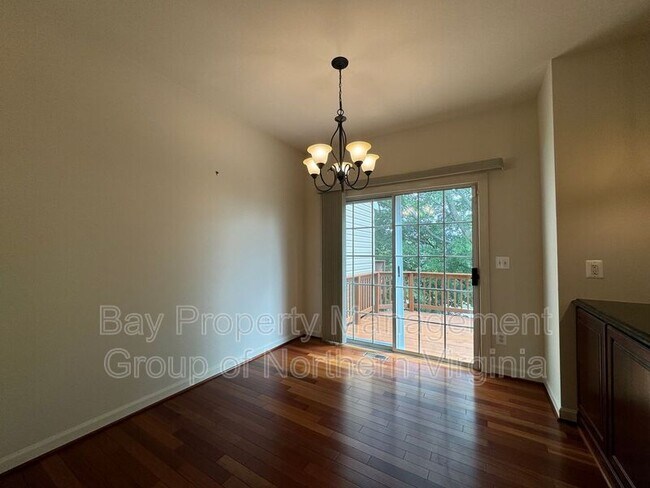 Building Photo - 14004 Madrigal Dr