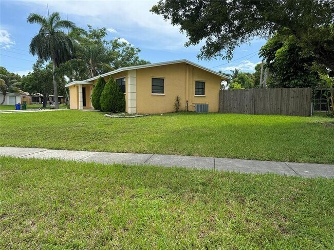 Building Photo - 6101 NW 18th St