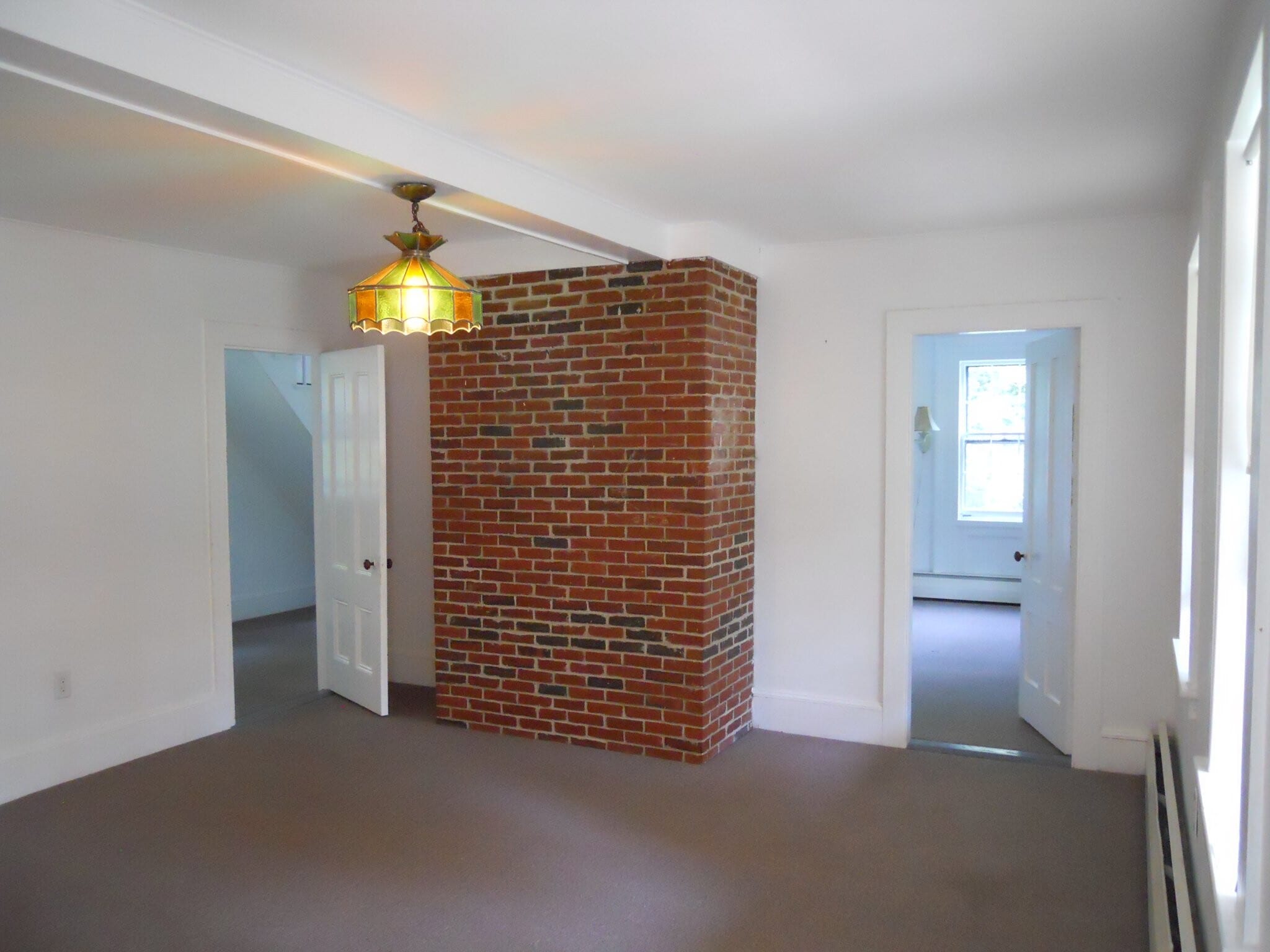 Building Photo - 66 Piscassic Rd