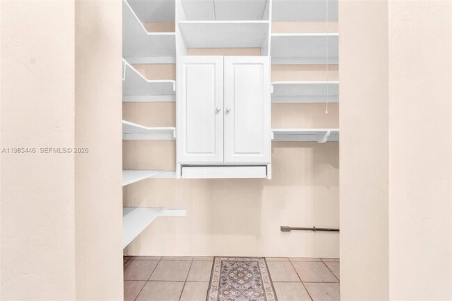 Building Photo - 211 SE 1st Terrace