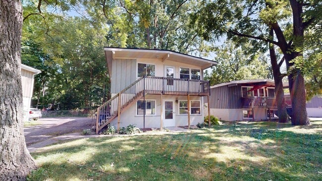 Building Photo - 122 Allen Dr