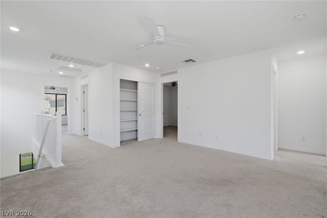 Building Photo - 8025 Texas Hls St