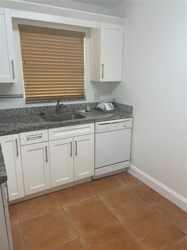 Building Photo - 7785 SW 86th St