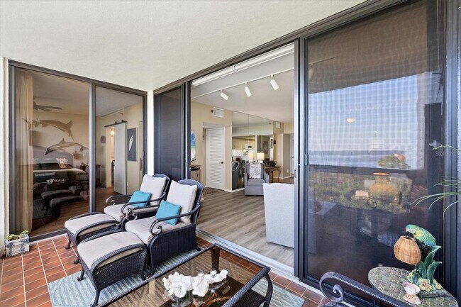 Building Photo - 1930 Harbourside Dr