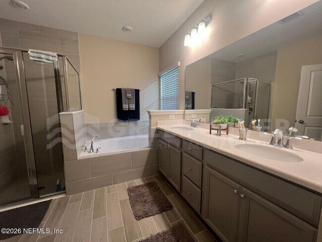 Building Photo - 7592 Rock Brook Dr