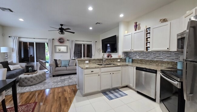 Building Photo - 8301 Mulligan Cir